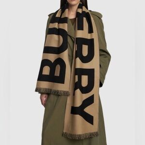 Burberry Reversible Logo Wool Jacquard Scarf. 100% Authentic.